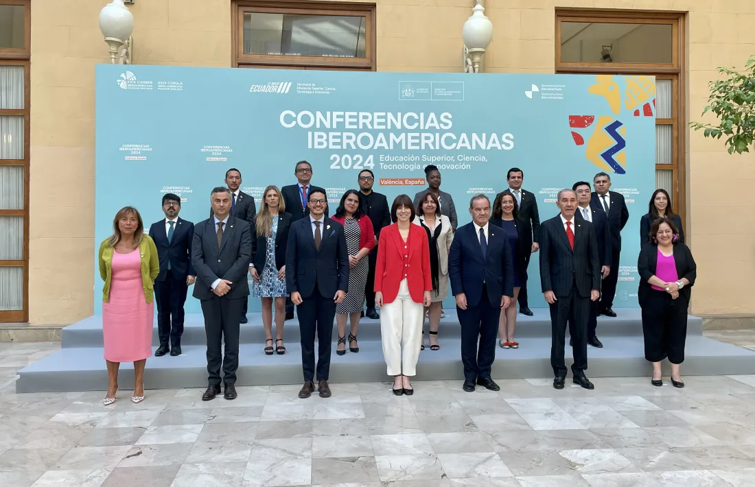 Marsol amb la resta de membres de la reunió de ministres iberoamericans d’Ensenyament Superior, Ciència, Tecnologia i Innovació.