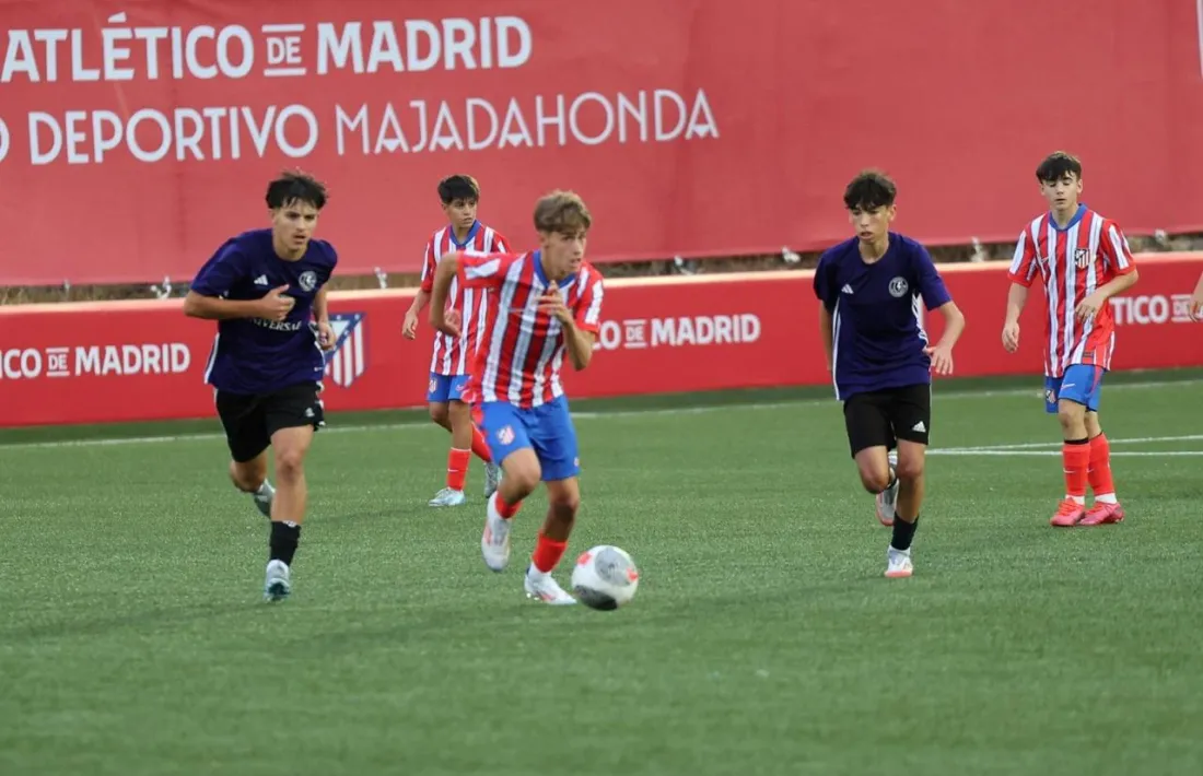 Julen Sánchez, en un dels seus partits aquesta temporada amb l’Atlètic de Madrid cadet B.