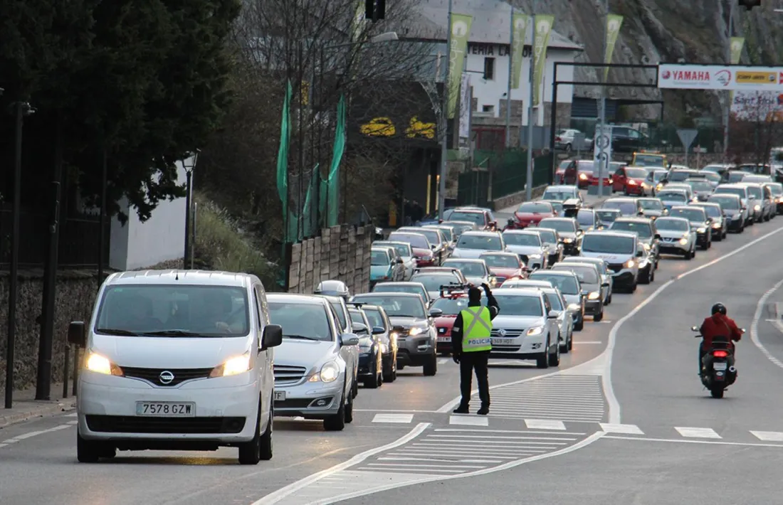 Retencions per accedir a Andorra la Vella.