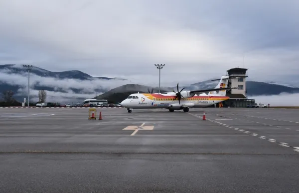 p. 04 1 aeroport de la seu