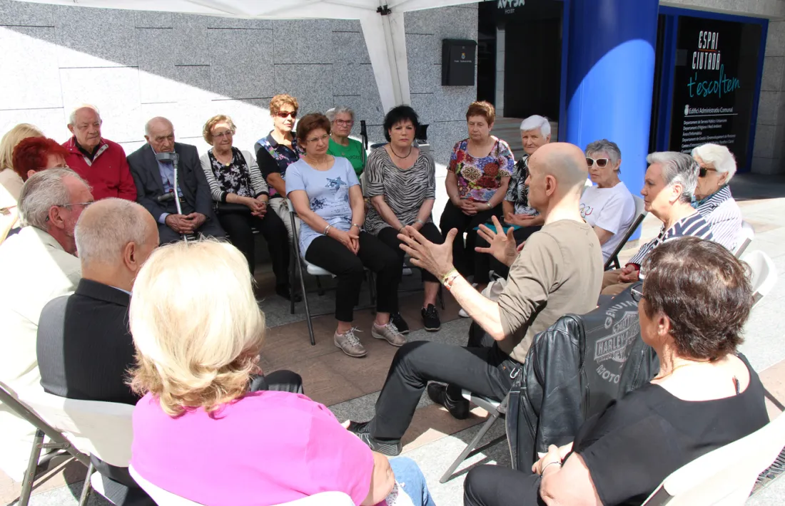 Una vuitantena de padrins participen en la cloenda d'activitats de les Cases Pairals d'Andorra la Vella