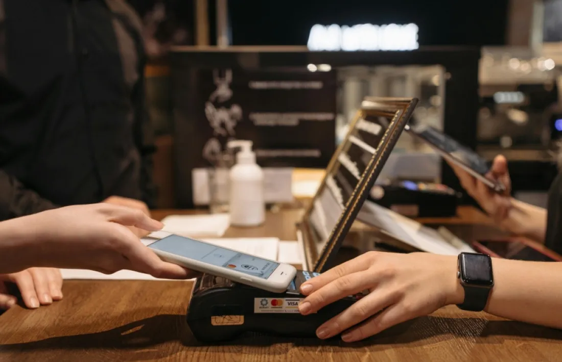 Els usuaris ja poden realitzar pagaments contactless amb els seus dispositius mòbils.