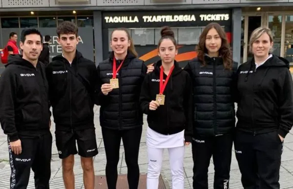 p. 29 open navarra medalles foto andorra taekwondo