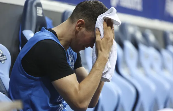 p. 28 Nikola Radicevic - Facundo Santana