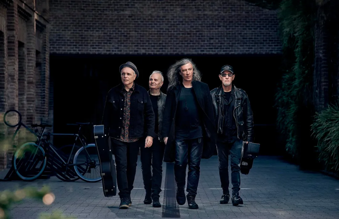 Josep Thió, compositor, i Quintana, cantant i lletrista, les dues ànimes de Sopa: 'Ànima' n'és l'11è disc d'estudi en 35 anys de carrera.