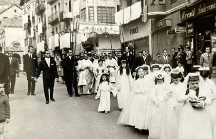 085-Av-Carlemany---Fons-casa-Dolsa-copy