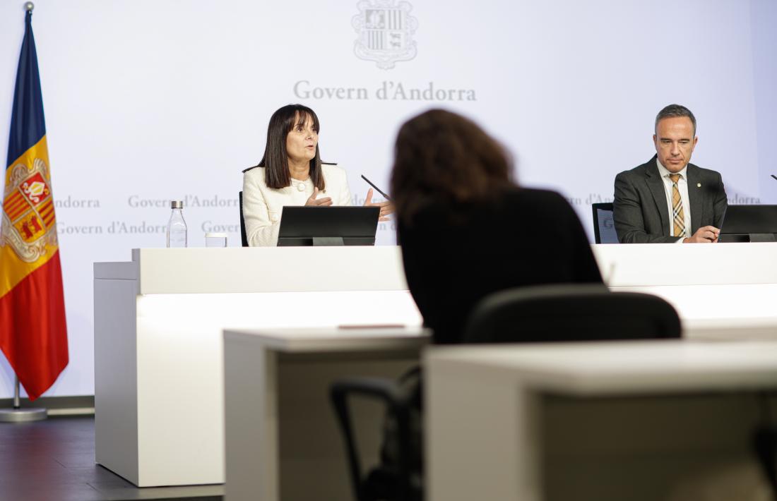 La ministra Mònica Bonell i el secretari d’Estat Alain Cabanes van presentar ahir el PNJ.