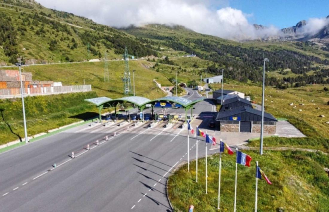 Vista del Túnel d'Envalira.