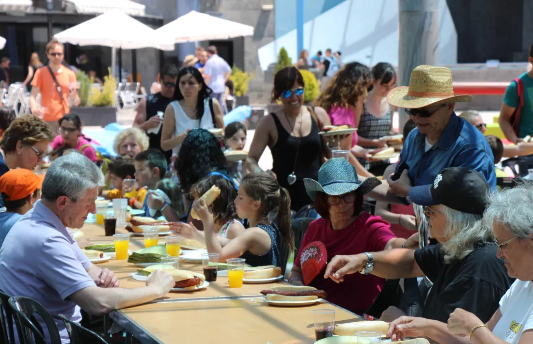 Gran participació en el dinar popular de les Festes del Poble d'Encamp