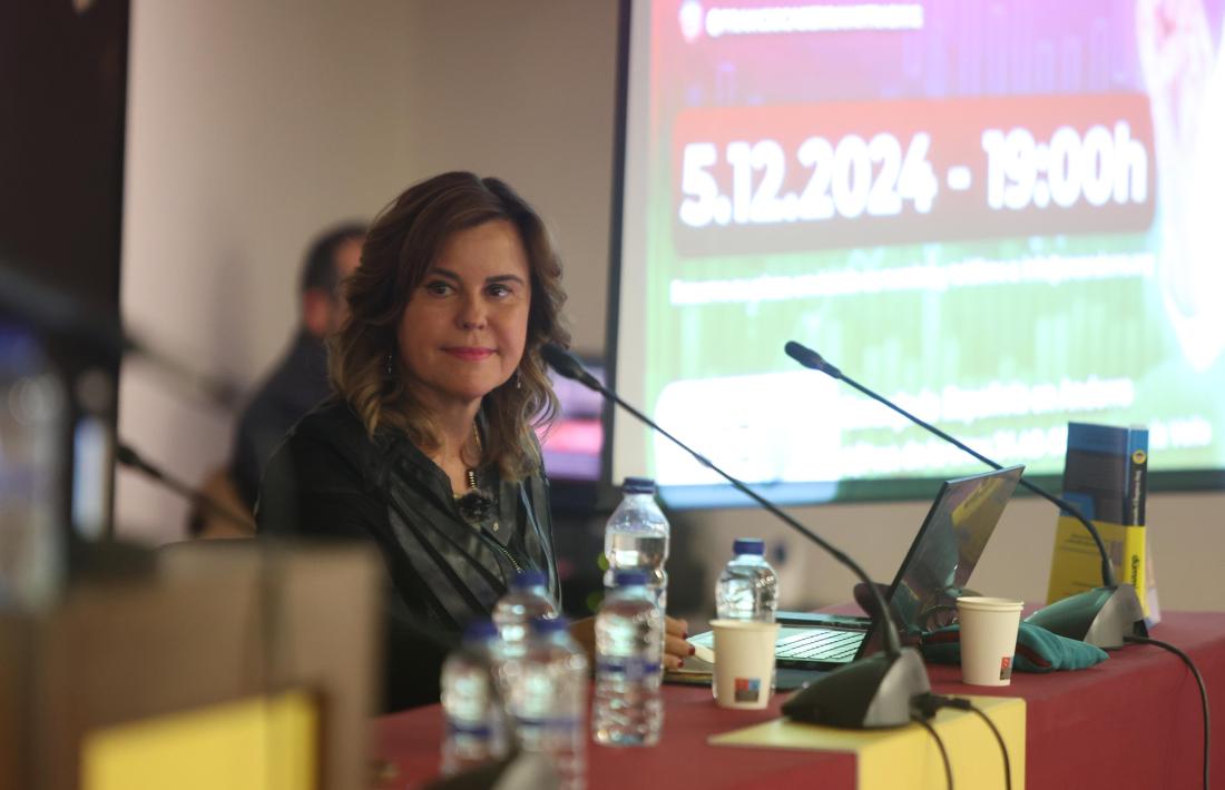 Francisca Serrano va exposar la seva experiència a l’ambaixada d’Espanya.