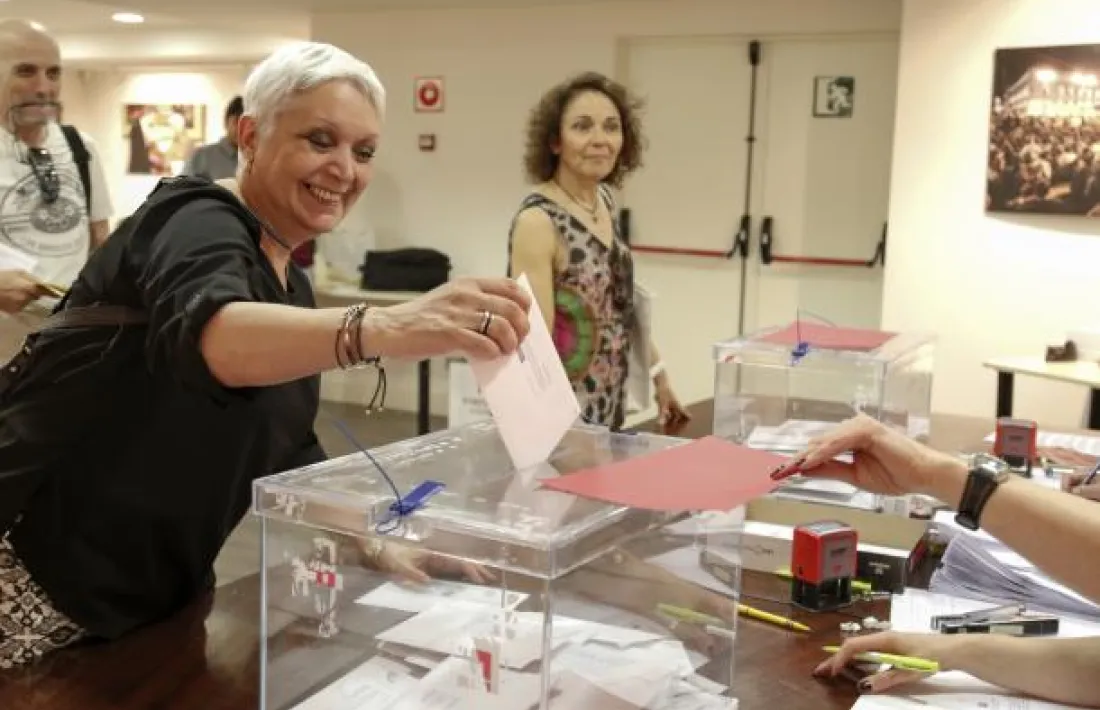 Fins a 2.467 residents exerceixen el seu dret a vot en els comicis