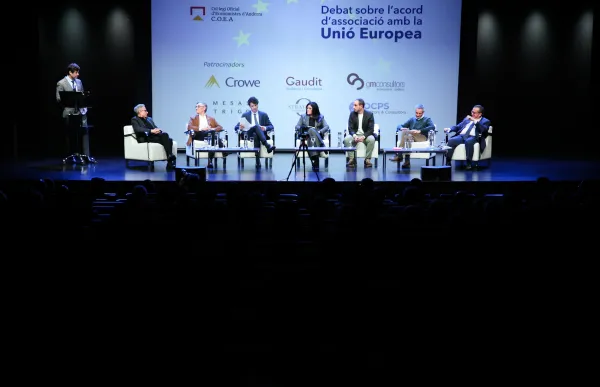 p. 07.1 Debat UE - Facundo Santana-