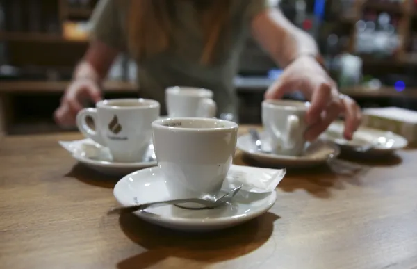 p. 04.1 Cafe Recurs - Facundo Santana