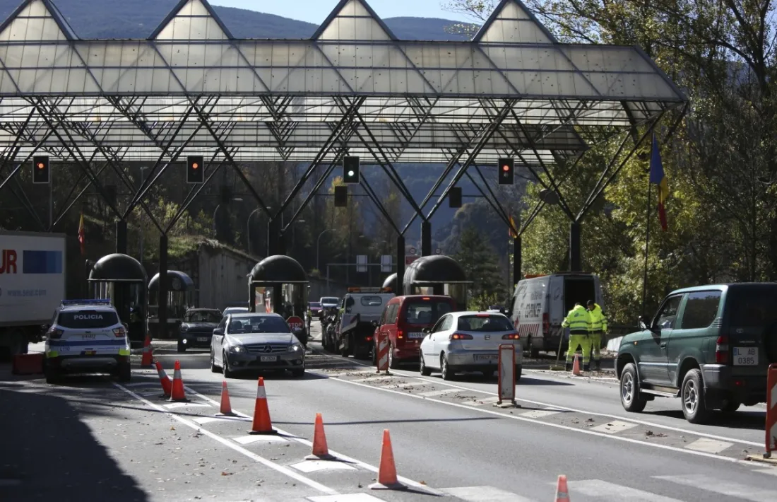 El punt de control fronterer del riu Runer.