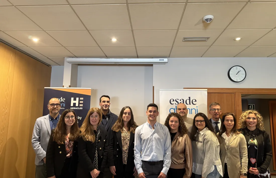 Pere Cerrqueda, al centre, al final de l'acte.