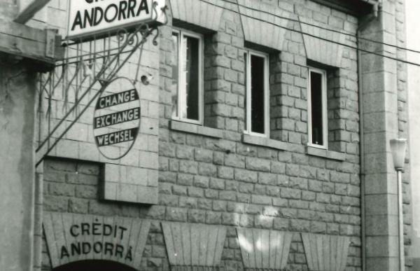 p. 10 2 primera oficina credit andorra
