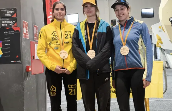 p. 29 laia taulats triomf copa catalana a vilanova foto fam