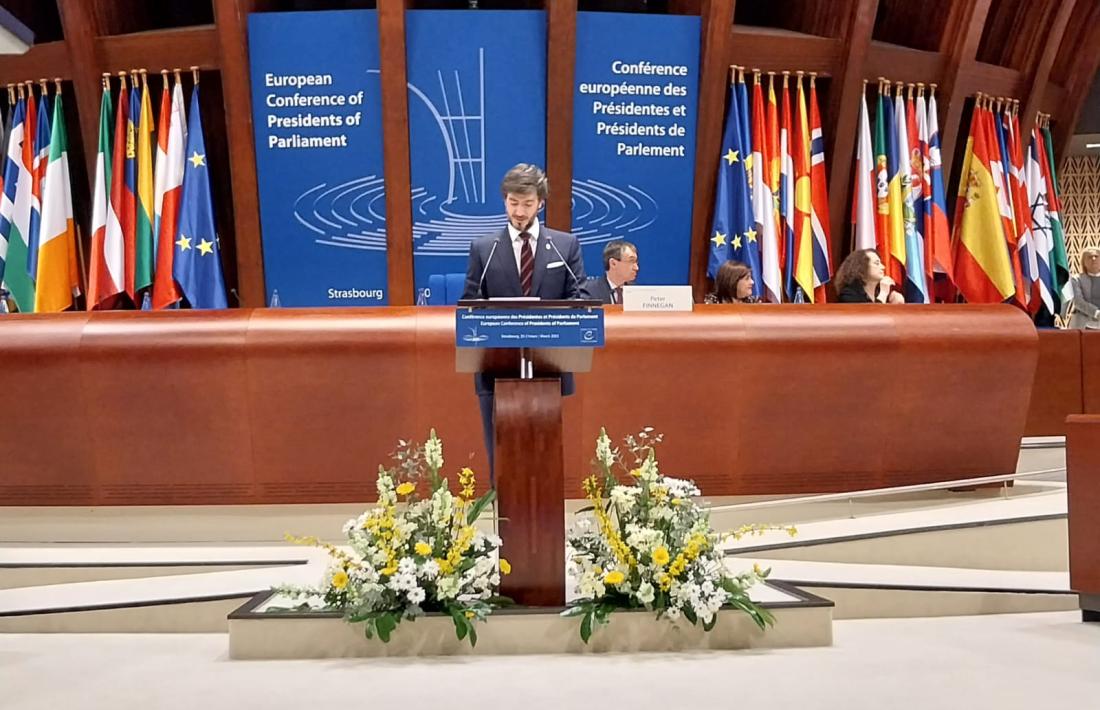 Ensenyat a la Conferència de Presidents de Parlament