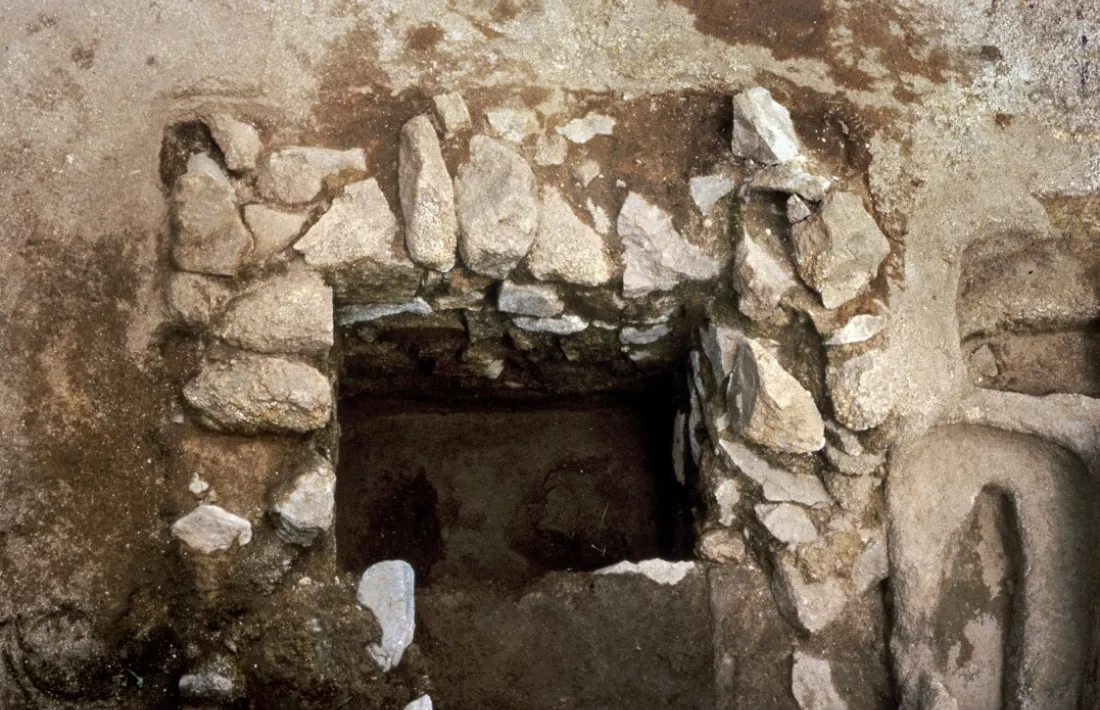 Cup per fermentar el vi d’època romana al Roc d’Enclar.