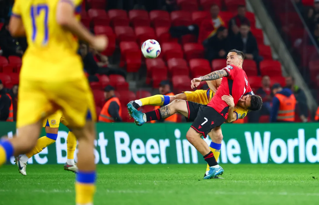 Rey Manaj, exdavanter del Barça Atlètic, va marcar els dos primers.