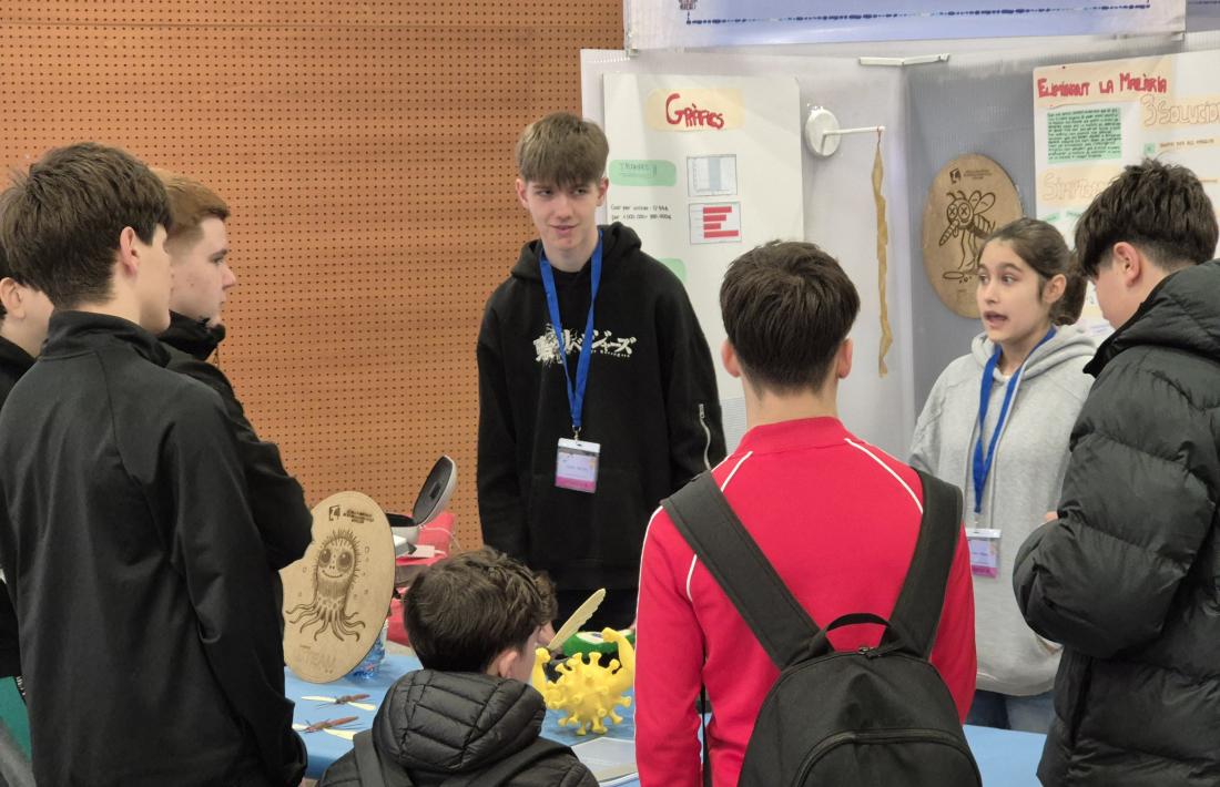 Els joves participants a l’Exporecerca Jove.