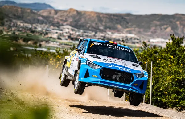 p. 29 joan vinyes rally lorca foto fotoesport