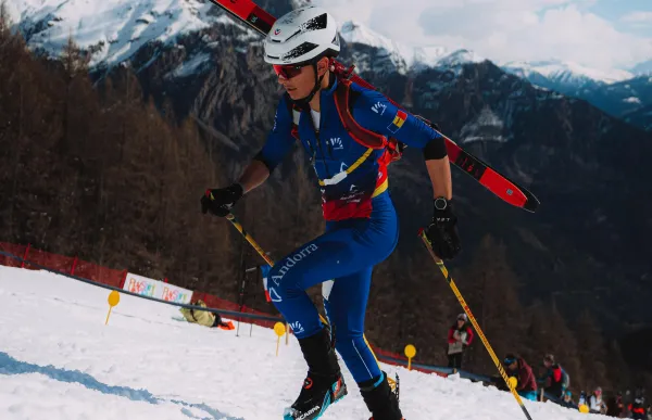 p. 29 max palmitjavila copa del mon youth a puy foto fam