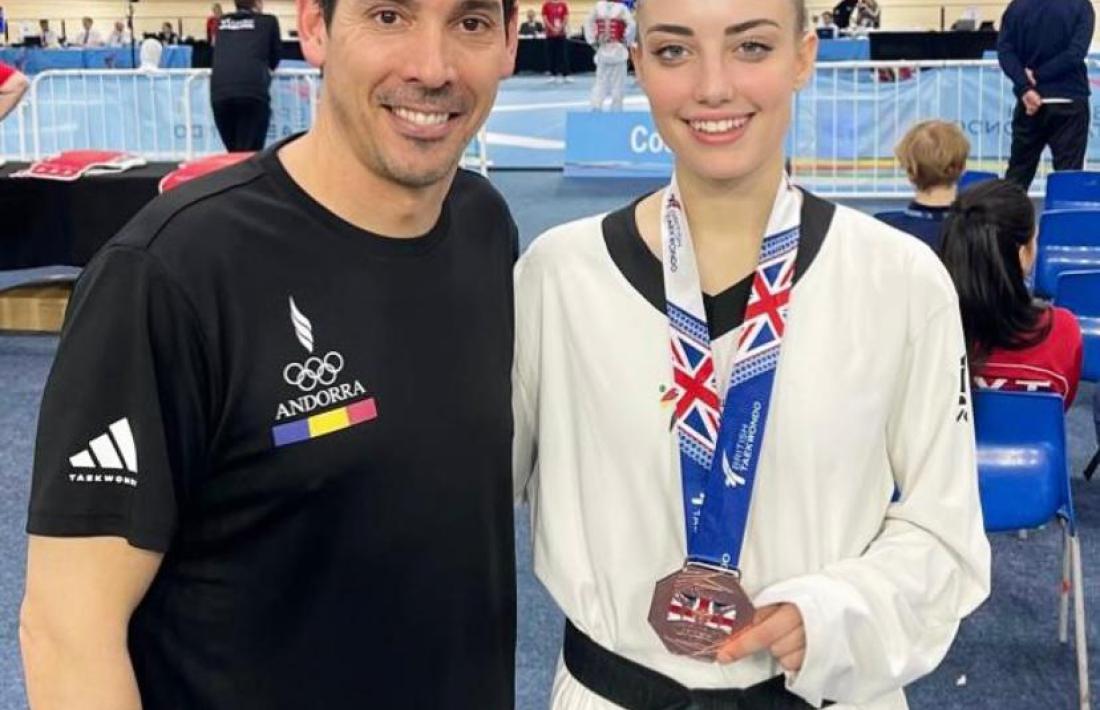 Naiara Liñán, amb el metall.