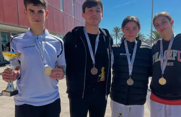 p. 29 taekwondo campionat de catalunya promo foto instagram