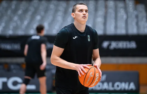 p. 29 grazulis foto joventut badalona