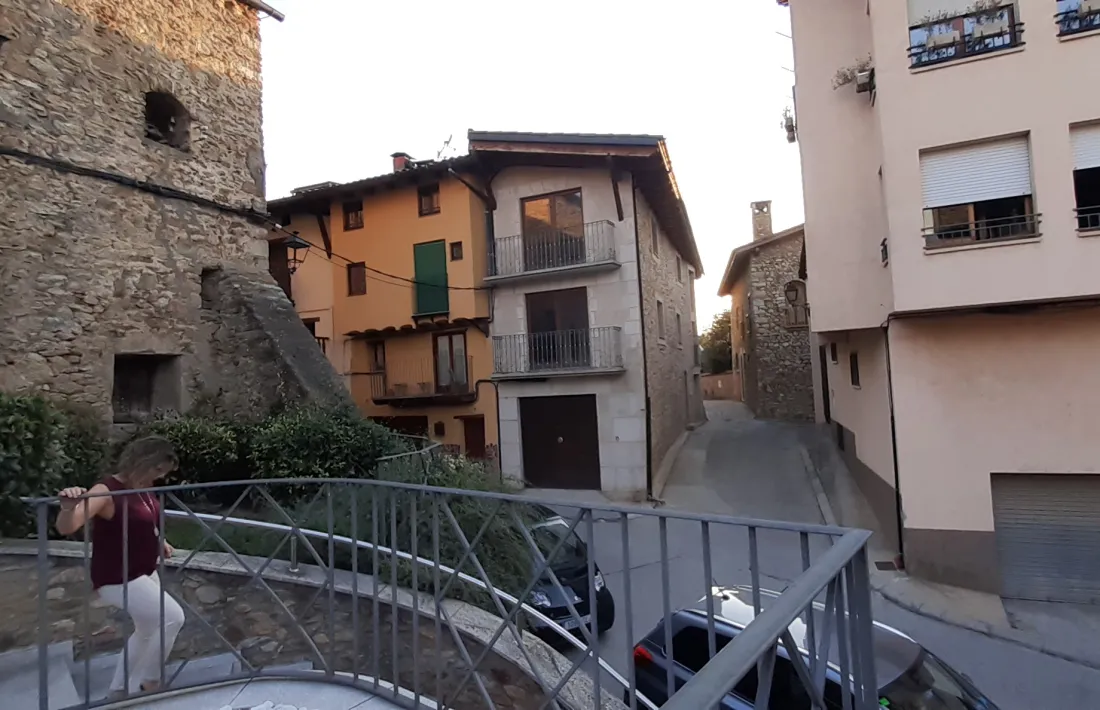 Els problemes d’accés a l’habitatge no són aliens als petits municipis, amb menys eines per actuar-hi. 