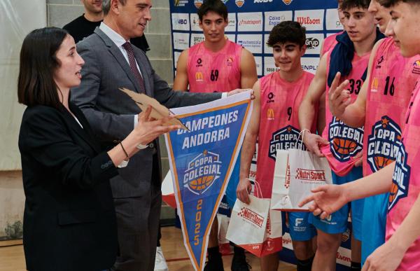 p. 29 campio copa colegial foto mario herrero