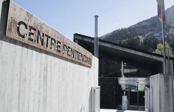 p. 08 Centre Penitenciari - BONDIA