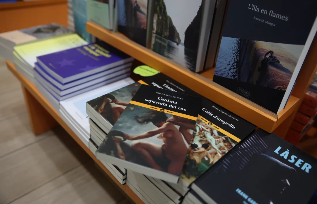 ‘L’ànima separada del cos’: la primera novel·la d’Eva Arasa ha generat molta expectació.