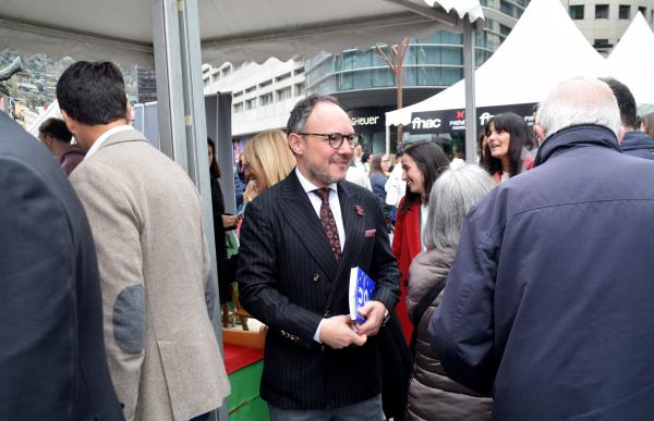 espot llibre