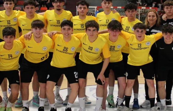 p. 29 handbol school a calella foto handboll school