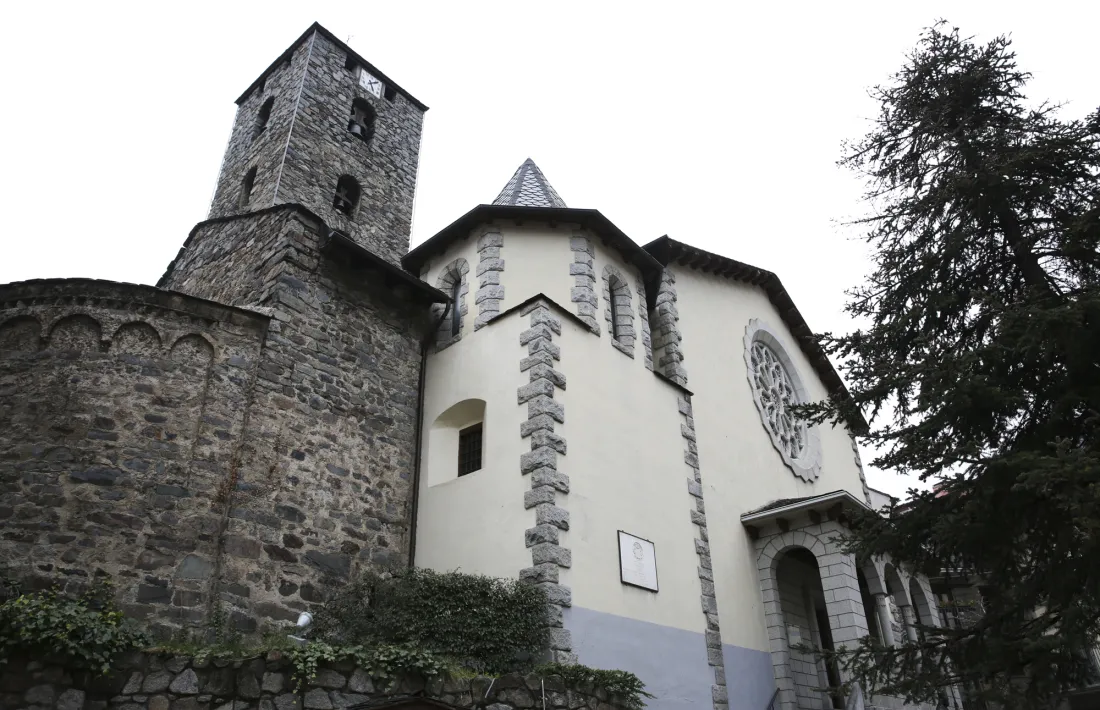 L'església de Sant Esteve.