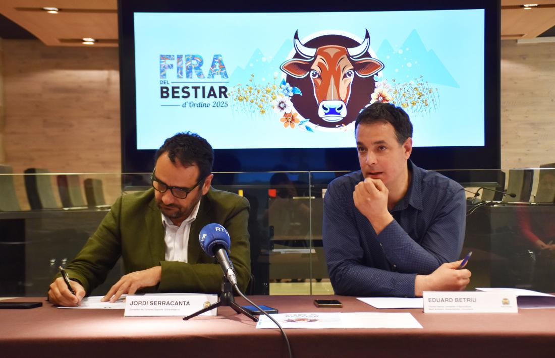 El cònsol menor d'Ordino, Eduard Betriu, i el conseller de Turisme, Esports i Dinamització, Jordi Serracanta, han presentat la fira.