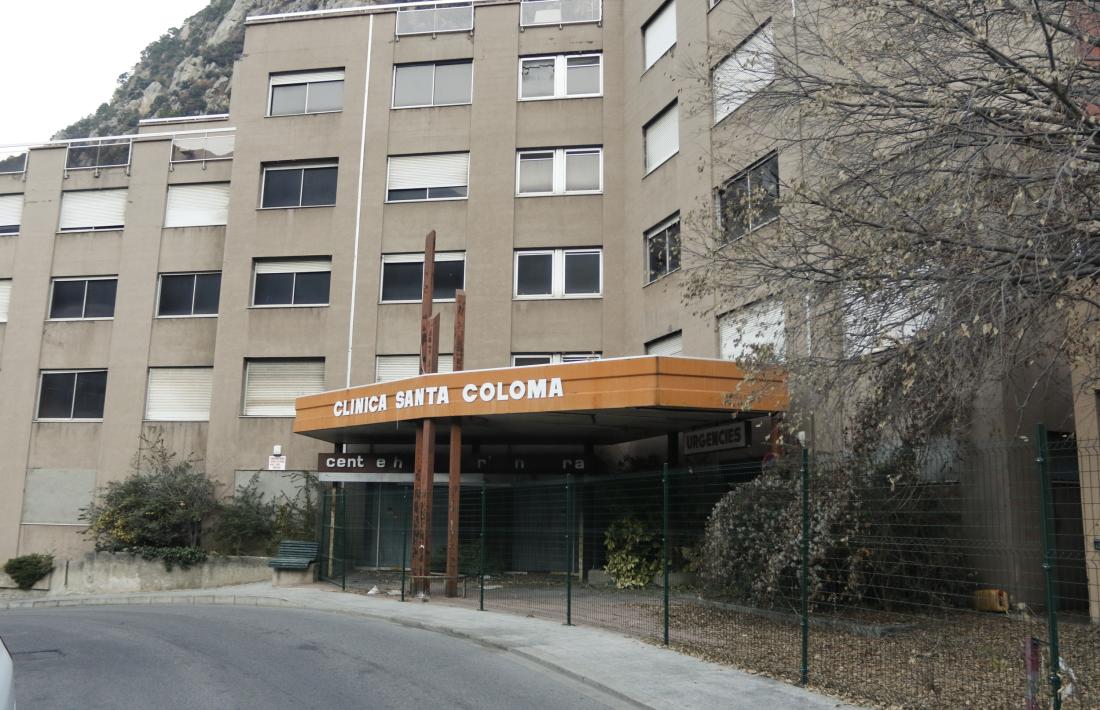 L’antic centre hospitalari de Santa Coloma que el FRJ preveu enderrocar acabades les proteccions.