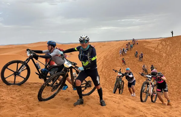 p. 29 ramon aranda titan desert morocco foto cedida per ramon aranda