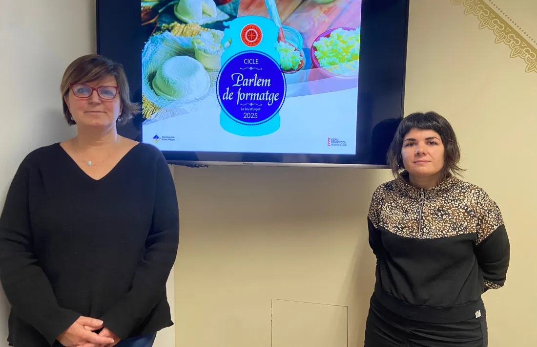 Gemma Tó i Anna López, en la presentació del cicle. 