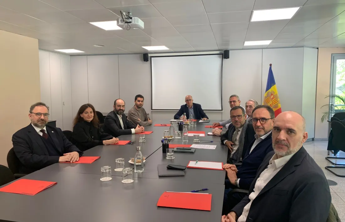 La reunió entre Xavier Campuzano i els responsables de les universitats.