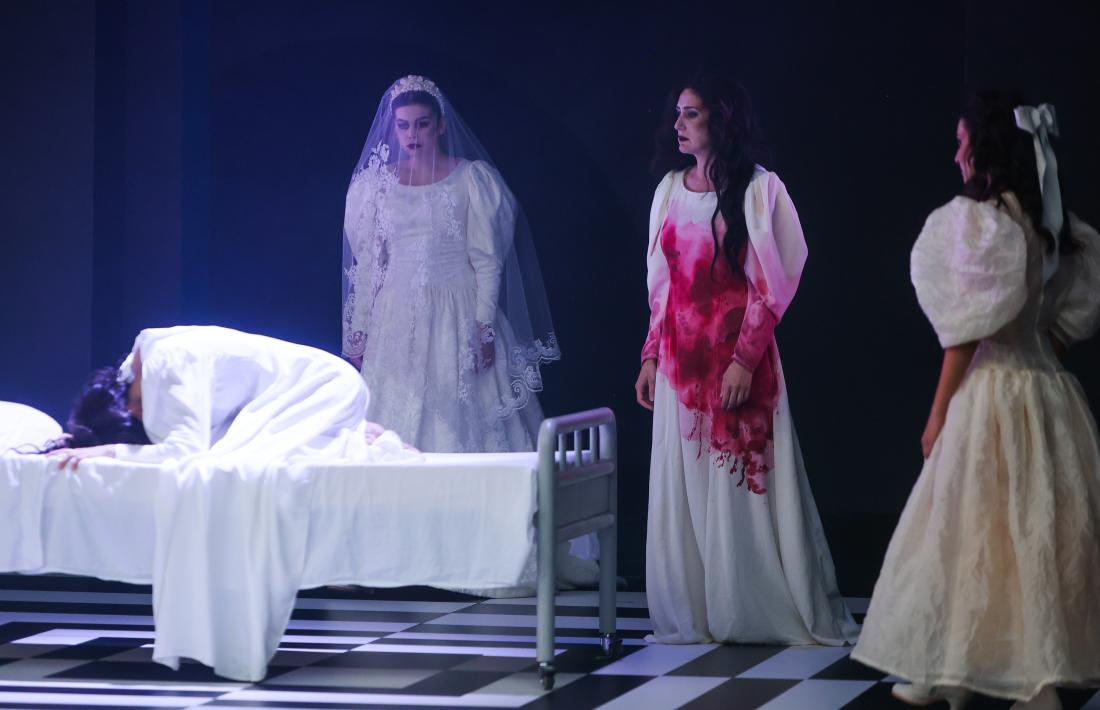 Lucía acaba de pelar el seu i està a punt d'engegar 'Il dolce suono'.