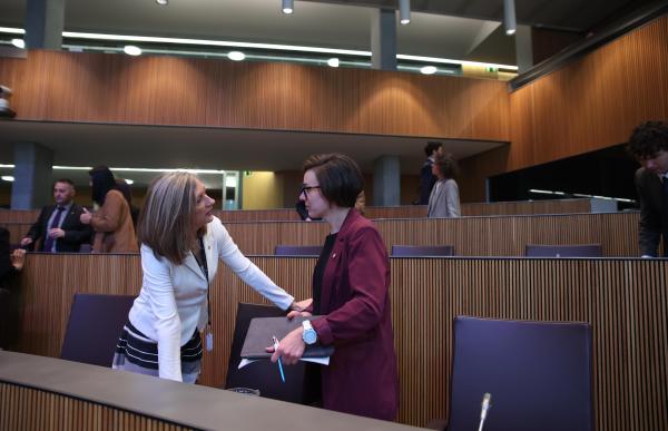 Núria Segués i M.Àngels Aché al Consell General