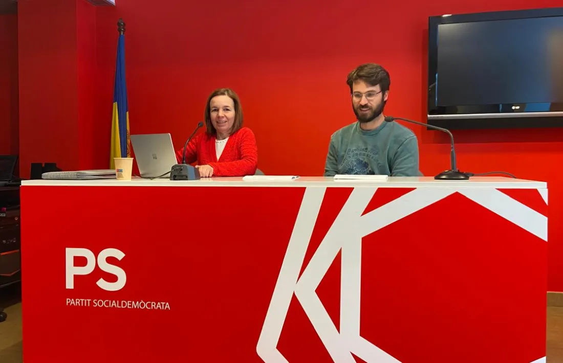 Marta Pujol i Joao de Melo durant la roda de premsa.