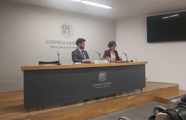 p. 04 1 cerni escale nuria segues