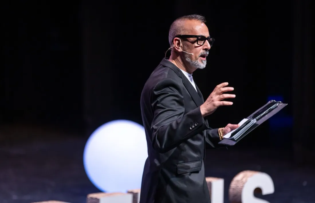 El monologuista Toni Cruz.