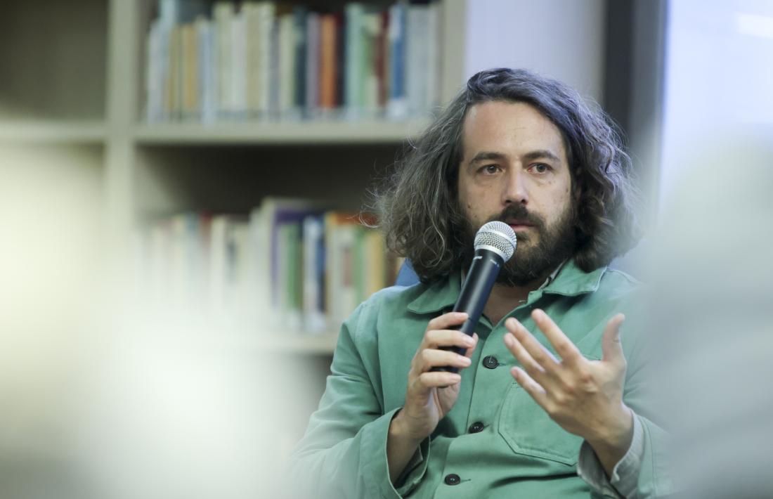 Abel Quentin durant la presentació del llibre ahir a Escaldes-Engordany.