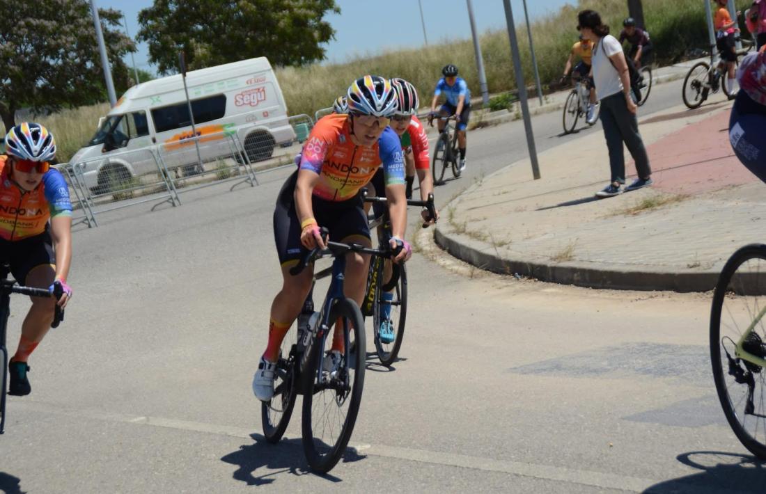 Una ciclista de l’Andona Club.