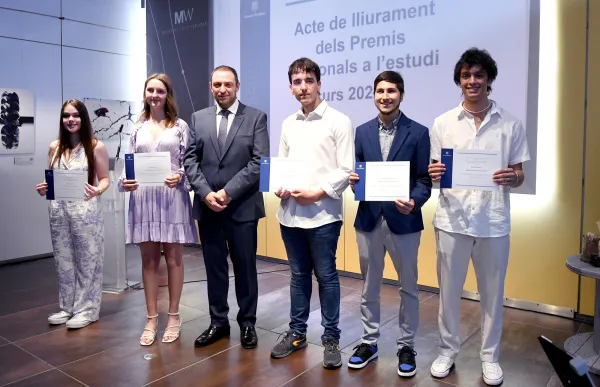 bardina i premi estudi